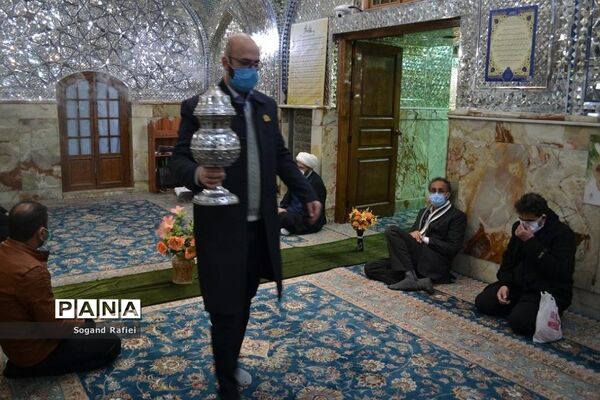 آستان مقدس شیخ‌‌صدوق شهرری عطر‌افشانی و غبار‌روبی شد