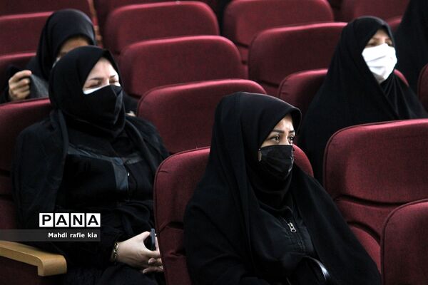 برگزاری مراسم گرامیداشت هفته امور تربیتی آموزش و پرورش ناحیه ۳ تبریز