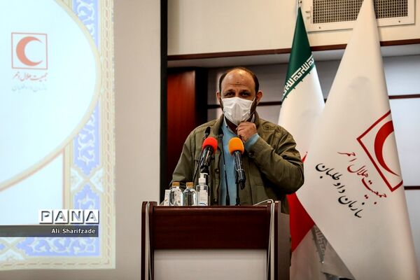 مراسم تقدیر از خیریه‌ها و تشکل‌های مردم نهاد همکار با جمعیت هلال احمر