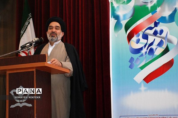 تقدیر از مربیان و معاونان پرورشی  مقطع ابتدایی آموزش و پرورش ناحیه یک ری