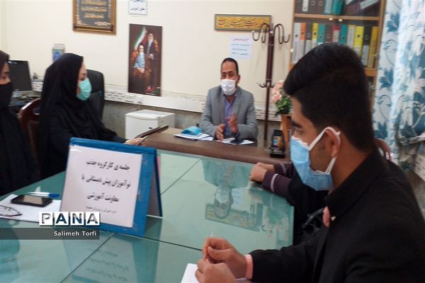 نشست کارگروه جذب نوآموزان پیش دبستانی درشهرستان حمیدیه