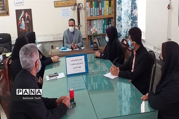 نشست کارگروه جذب نوآموزان پیش دبستانی درشهرستان حمیدیه