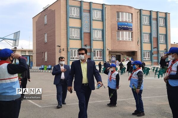 برگزاری جشن نیکوکاری در آموزشگاه شاهد امام رضا (ع)
