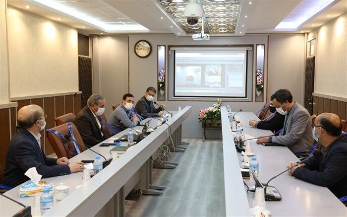 مدارس شاهد بایستی به تعلیم و تربیت تمام ساحتی تبدیل شوند