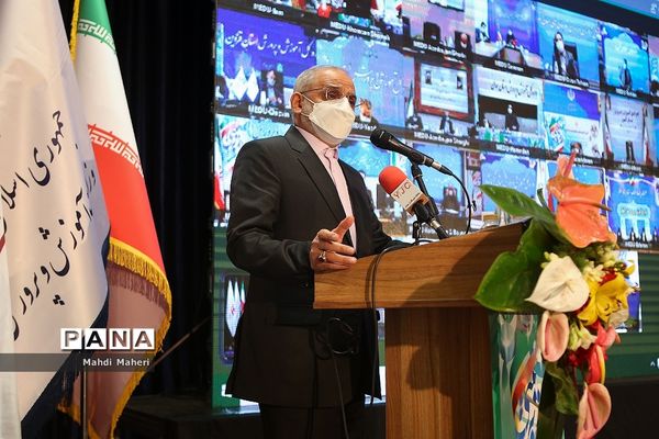 گرامیداشت هفته تربیت اسلامی و سالروز تأسیس نهاد امور تربیتی