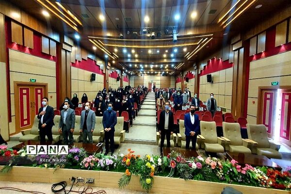 بزرگداشت هفته امور تربیتی در ناحیه یک بهارستان