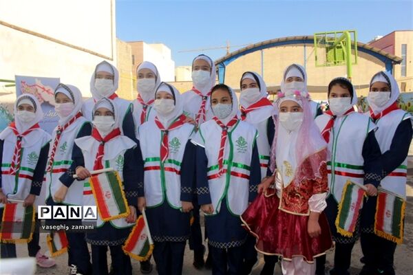 نواختن زنگ جشن نیکوکاری  در استان اصفهان