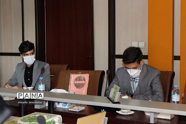 افتتاحیه دهمین دوره مجلس دانش‌آموزی