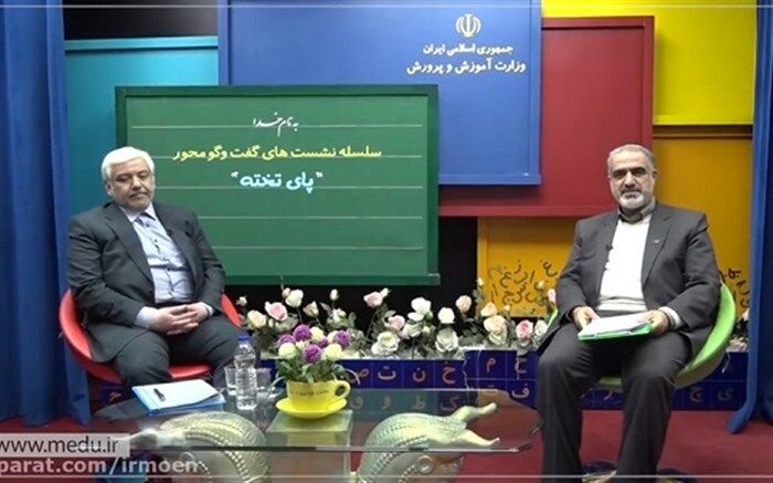 الهیار ترکمن در هفتمین نشست «پای تخته»