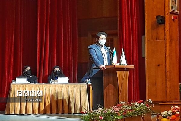 برگزاری مرحله نهایی نخستین دوره مسابقات مناظره دانش‌آموزی فارس