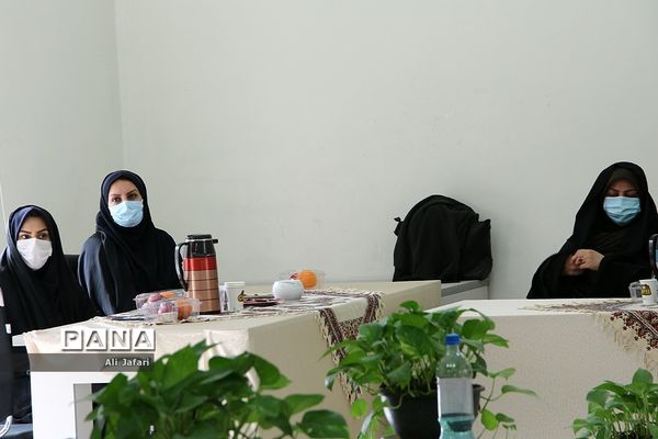 تجلیل از فعالان ستادی حوزه پرورشی ناحیه یک ری