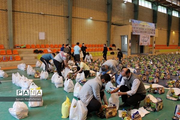 طرح همدلی و مهربانی کارکنان ایران خودرو