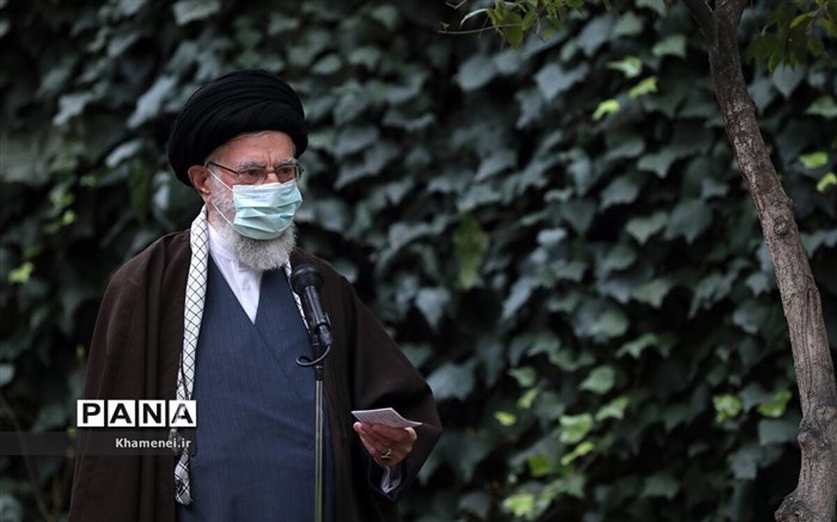 مسئولان باید مشکل معیشتی و گرانی را حل کنند