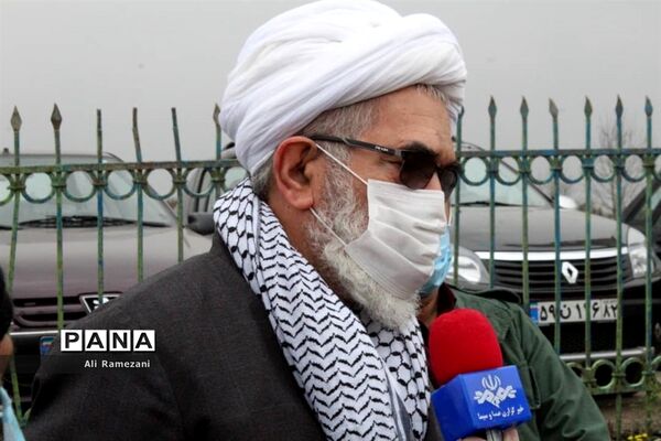 کاشت نهال در امامزاده صالح کوچکسرای قائم‌شهر
