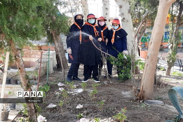 جشن تولد زمین در دبیرستان سوده ورامین