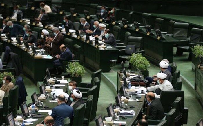 مجلس با رتبه‌بندی معلمان موافقت کرد