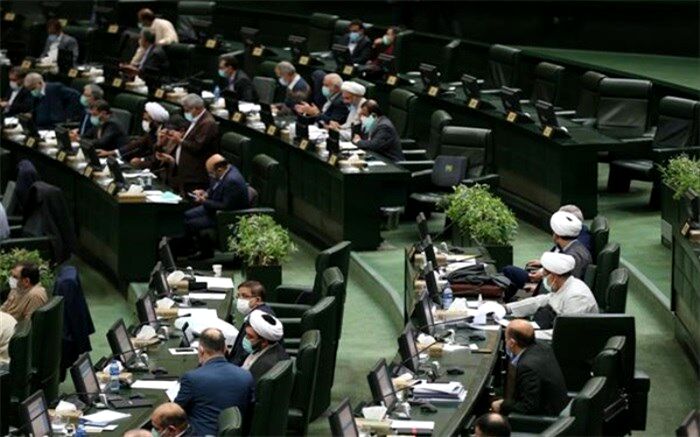 مجلس با رتبه‌بندی معلمان موافقت کرد