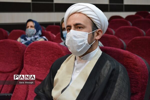 ویژه برنامه عطر عاشقی دانش آموزان مکلف پسر در شهرستان شهریار