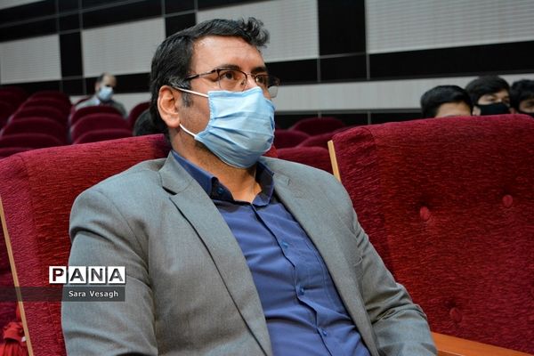 ویژه برنامه عطر عاشقی دانش آموزان مکلف پسر در شهرستان شهریار