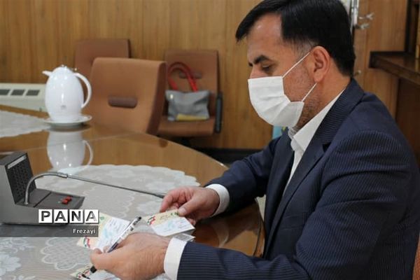 برگزاری نشست اعضای مجلس دانش‌آموزی استان اصفهان با مدیرکل آموزش و پرورش استان