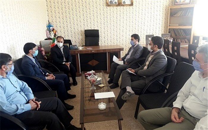 تعداد 5 دستگاه تبلت به دانش آموزان کم برخوردار مناطق روستایی اهدا شد