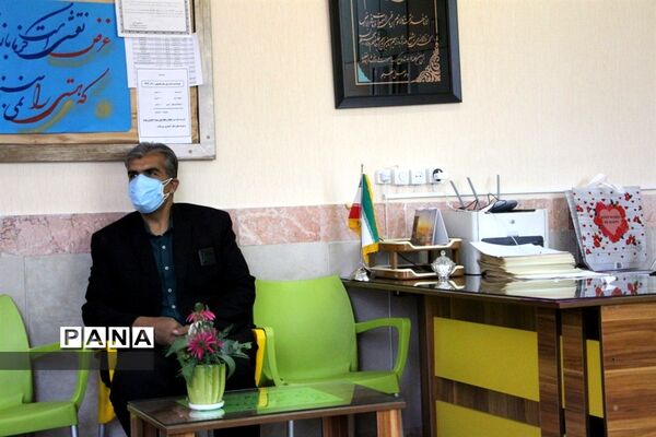 دیدار صمیمی مدیرسازمان دانش‌آموزی خراسان جنوبی با مدیر و معاونان دبستان علامه حلی