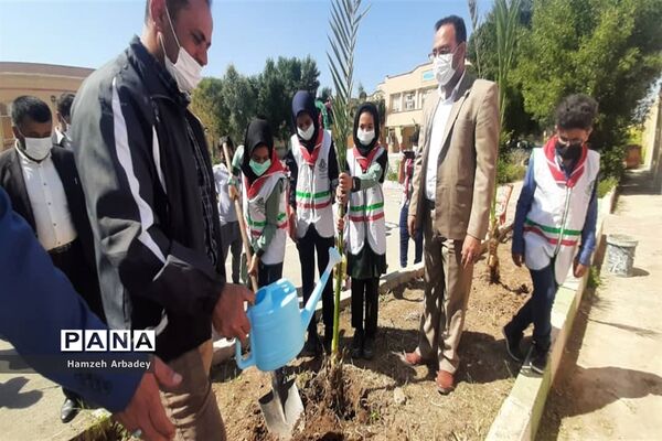 برگزاری مراسم هفته درختکاری درمدارس  شهرستان حمیدیه