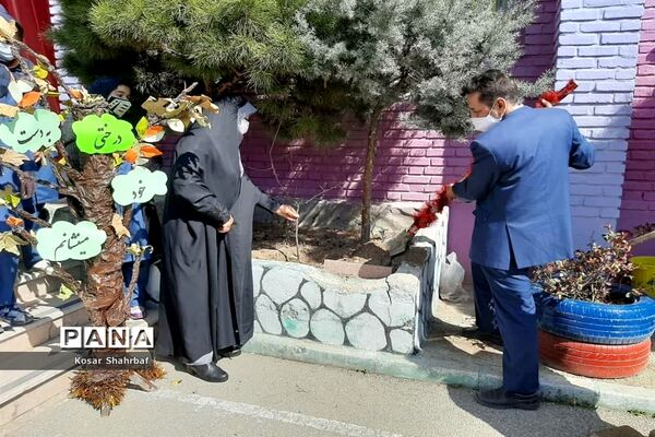 گرامیداشت هفته منابع طبیعی و روز درختکاری در رودهن