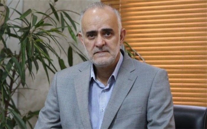 عزیزی خادم با استعفای نبی موافقت کرد