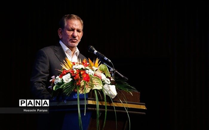 جهانگیری: عده‌ای فقط حرف مبارزه با فساد را با هدف بدنام کردن دیگران می‌زنند