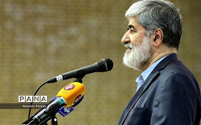 علی مطهری: کاندیدای پوششی علی لاریجانی نیستم