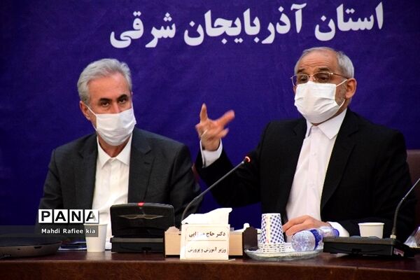 امضا تفاهم نامه سه جانبه شهرداری، آموزش و پرورش و انجمن حکمت در تبریز