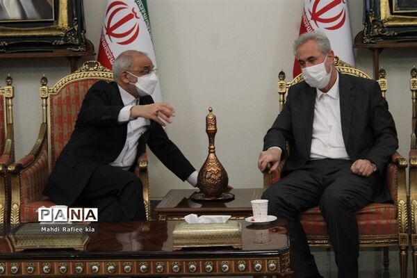 امضا تفاهم نامه سه جانبه شهرداری، آموزش و پرورش و انجمن حکمت در تبریز