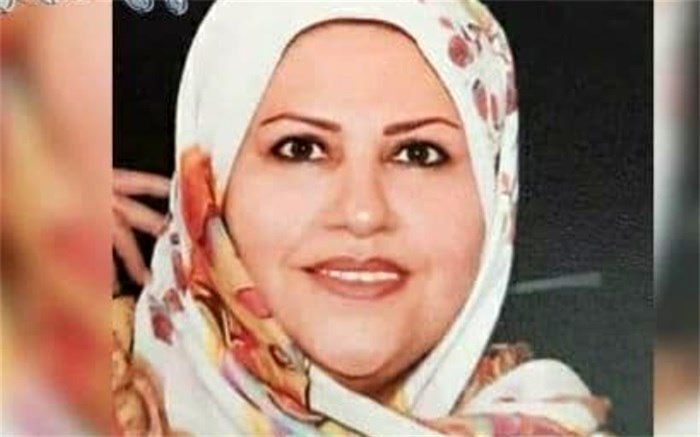 مدیر خیر مدرسه‌ای در رودهن برای دانش آموزان نیازمند گوشی و تبلت تهیه کرد