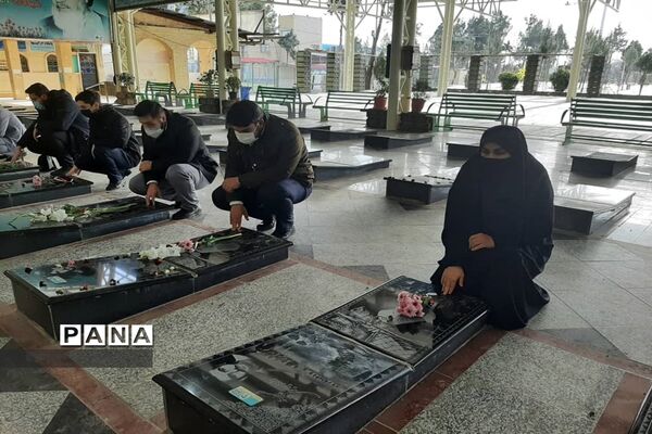 گلباران مزار شهدا و بازدید از موزه دفاع مقدس در ملارد