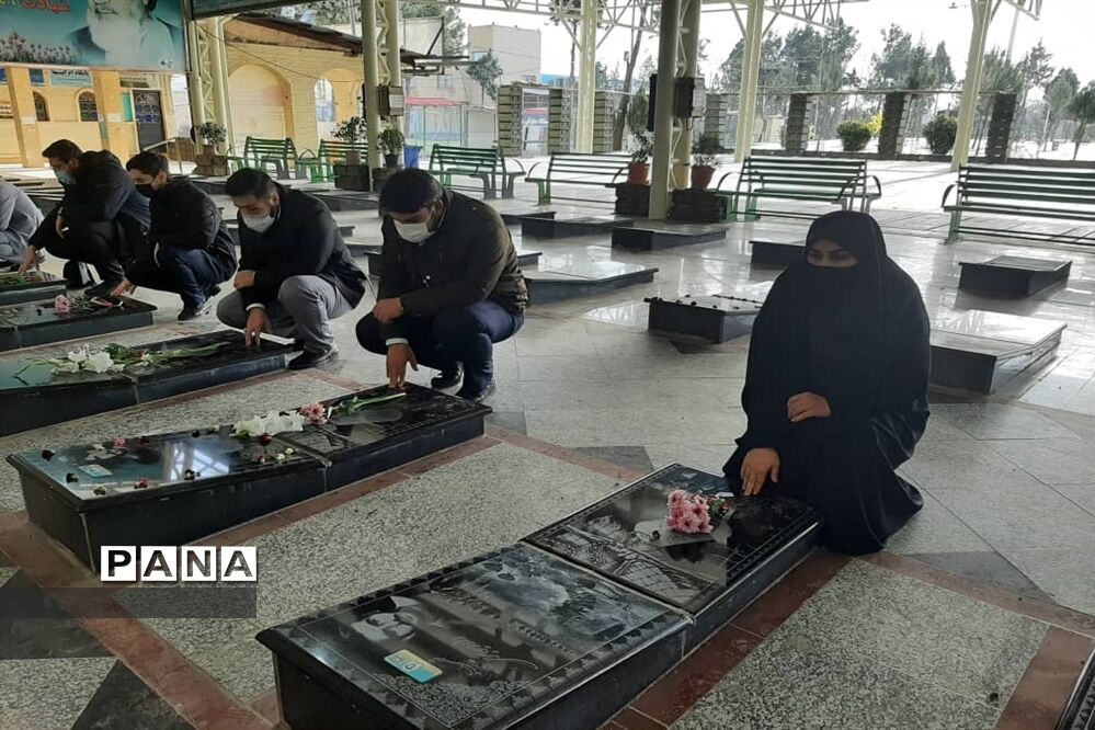 گلباران مزار شهدا و بازدید از موزه دفاع مقدس در ملارد