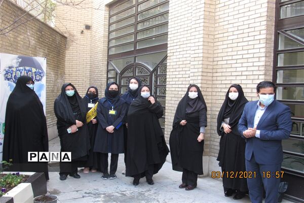 مراسم به ثمر رسیدن فعالیت های کانون یاریگران زندگی  منطقه یک