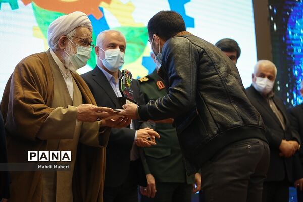 تجلیل از منتخبین اولین رویداد شاهد استارت آپ