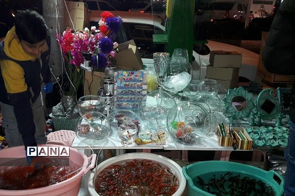 بوی عید و جنب و جوش روزهای پایانی سال