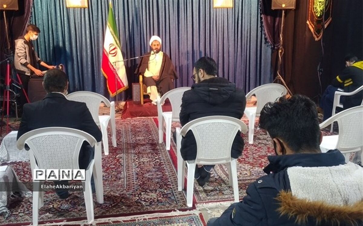دین یعنی مسیری‌ که‌ باید در آن حرکت کرد