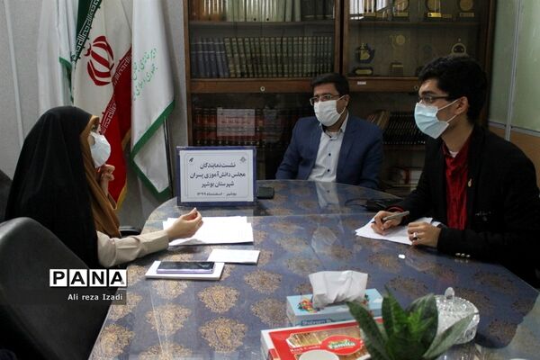 نشست نمایندگان مجلس دانش آموزی پسران شهرستان بوشهر