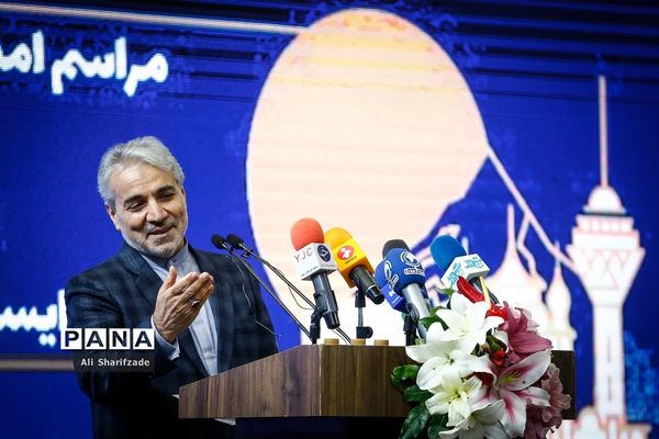 مراسم امضای تفاهم‌نامه بازسازی کامل ۳۱ رام قطار مترو تهران