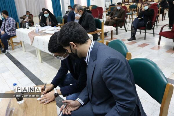 مرحله نهایی مناظره دانش‌آموزی پسران شهرستان بهشهر و بابل