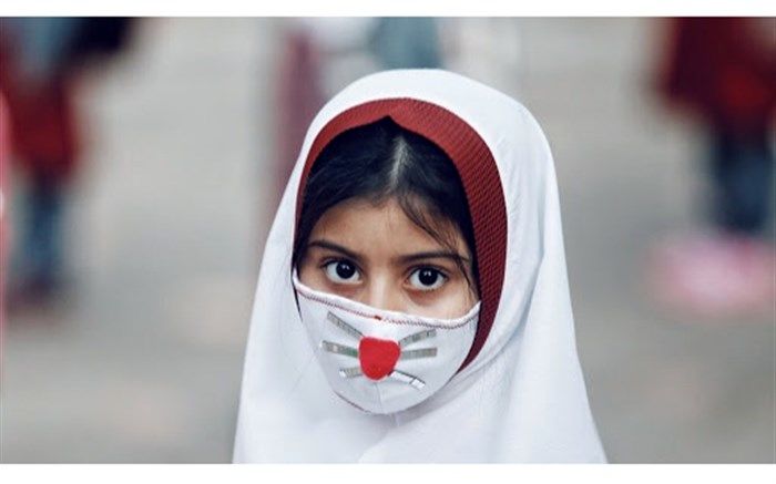 توصیه‌های کرونایی؛ برای تشویق کودکان از ماسک‌های رنگی و جذاب استفاده کنید