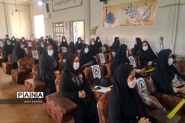 تجلیل از معلمان  و برگزیدگان آثار برتر جشنواره تولید محتوای الکترونیکی درس تربیت بدنی در داراب