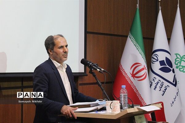 برگزاری مرحله نهایی مسابقه ملی مناظره دانش‌آموزی، در اداره‌کل شهرستان‌های استان تهران