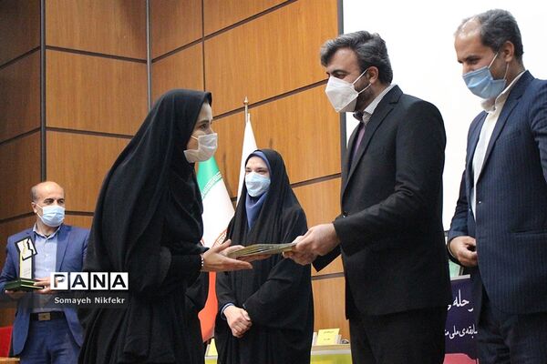 برگزاری مرحله نهایی مسابقه ملی مناظره دانش‌آموزی، در اداره‌کل شهرستان‌های استان تهران