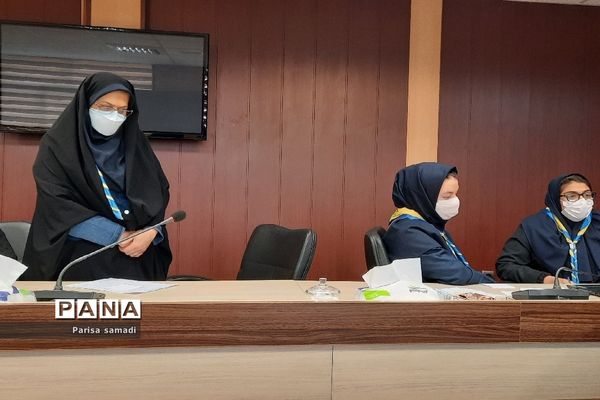 مناظره دانش آموزی  منطقه۱۳  با منطقه ۱۵ تهران