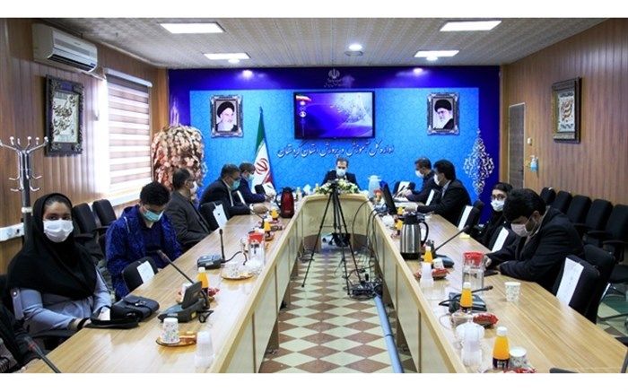 از دانش آموزان برگزیده جشنواره جوان خوارزمی و مدال آوران المپیادهای علمی استان کردستان تجلیل شد