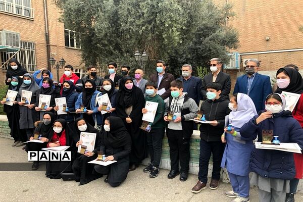 تجلیل از برگزیدگان جشنواره نانو